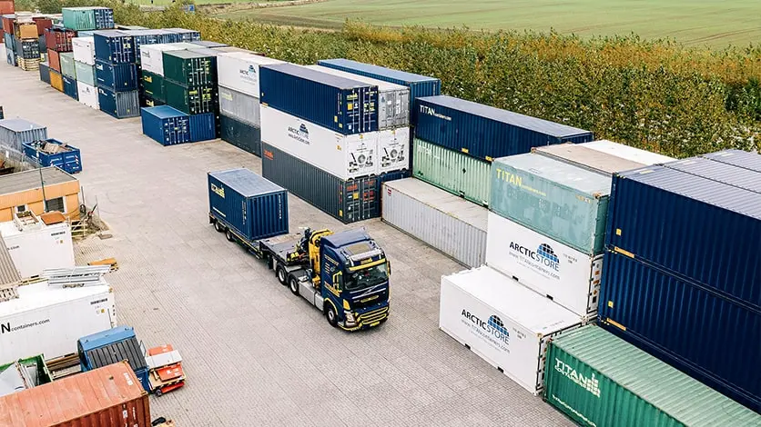 Αποθήκες εμπορευματοκιβωτίων της TITAN Containers