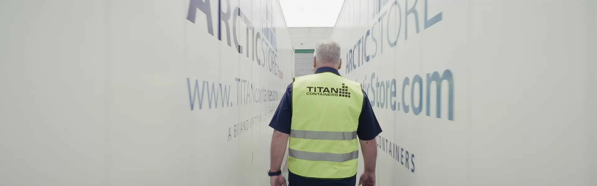 TITAN-Containers-refrigerated-Video_placeholder_desktop